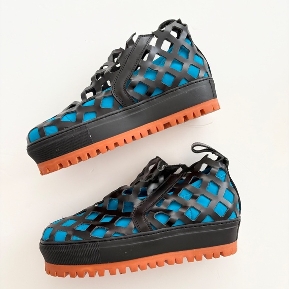Marques Almeida laser cut caged platform sneakers - Picture 5 of 8